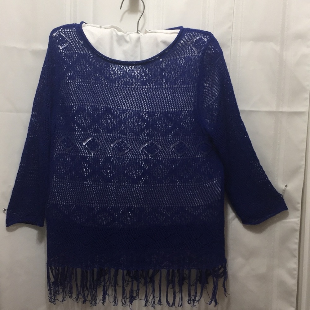 Blue top - Picture 2 of 4